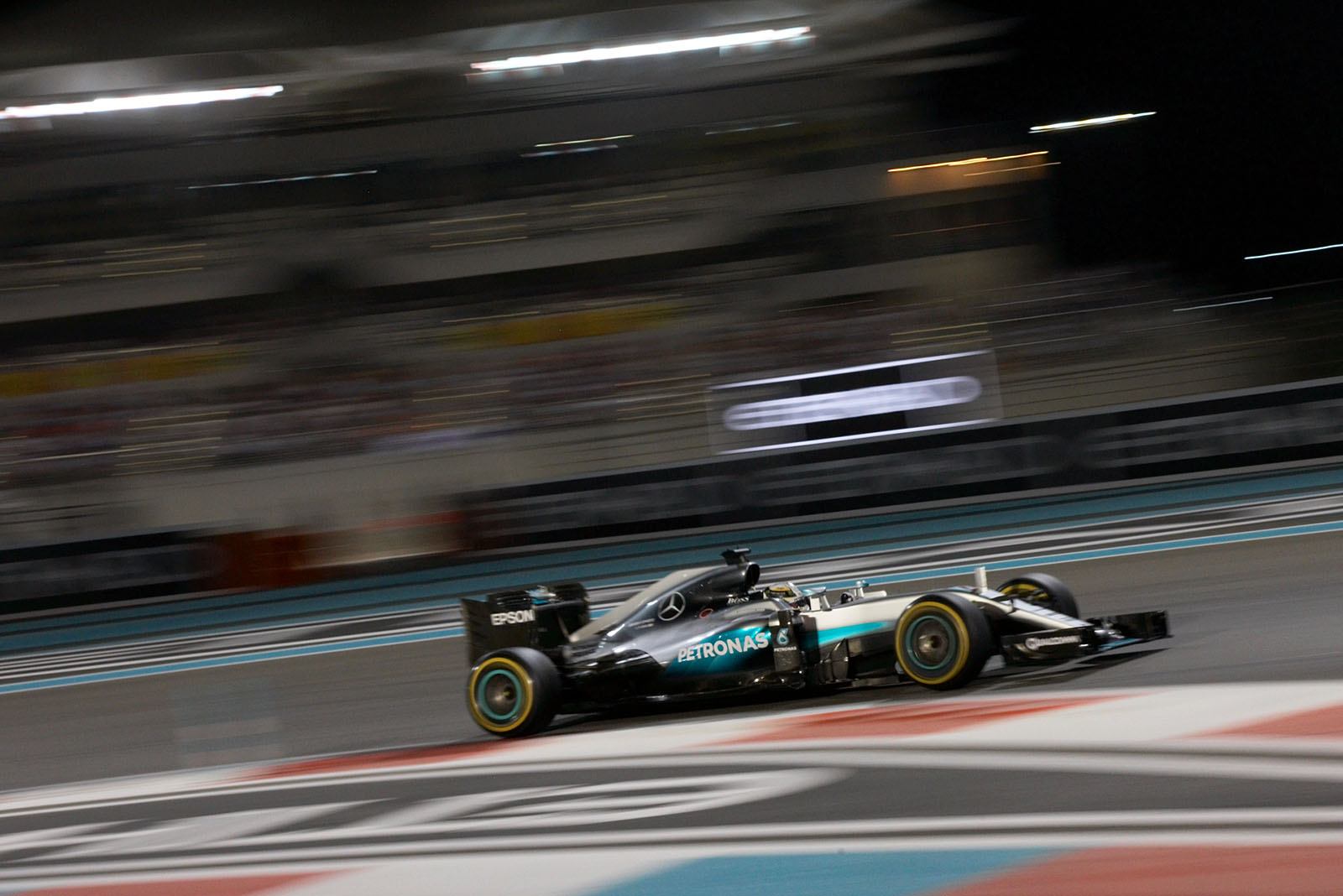 Lewis Hamilton, Mercedes