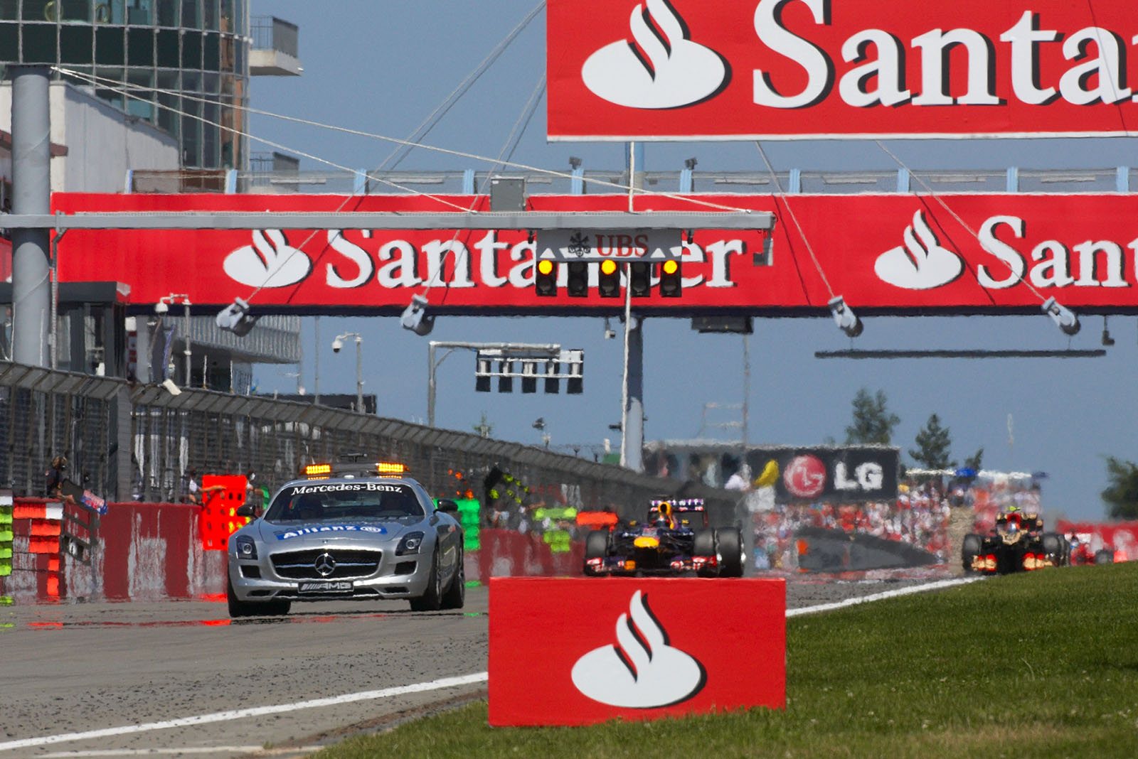 vettel vor grosjean