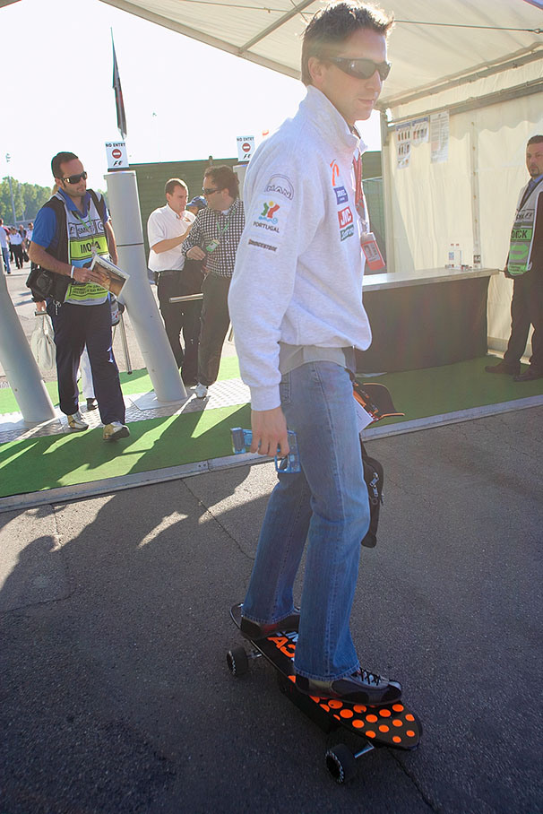 Christijan Albers enters paddock