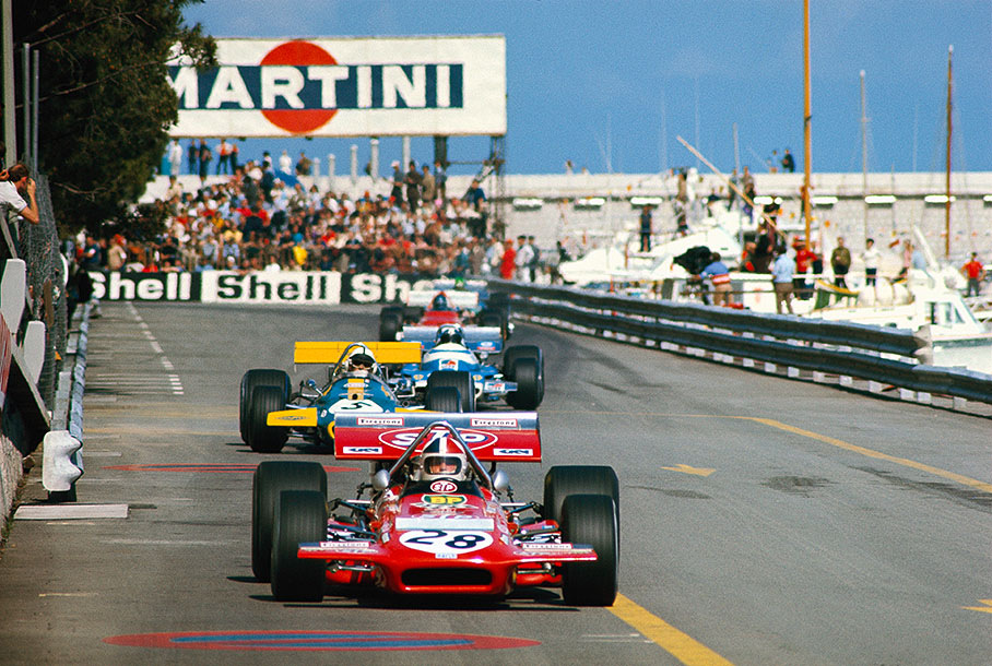 Chris Amon in a March-Cosworth 701 still leads Jack Brabham,  Jean-Pierre Beltoise and Jacky Ickx before retiring with broken suspension in lap 61