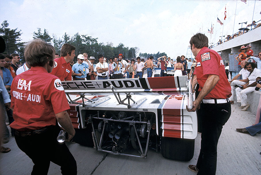 Follmer's Porsche 917/10 TC in pits