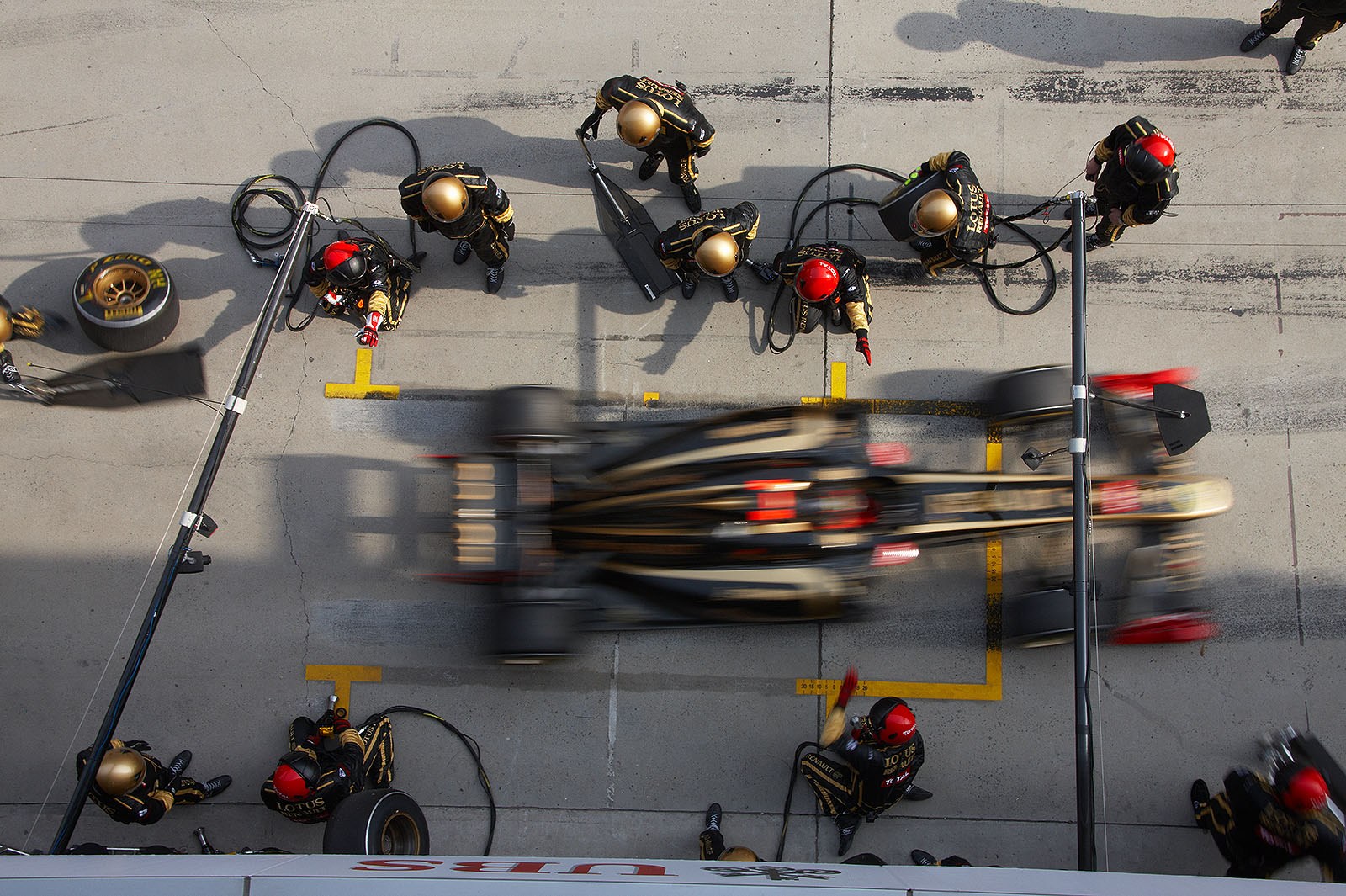 Nick Heidfeld ends his stop at Lotus Renault GP pits