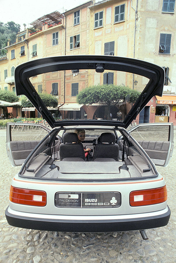 Concept Car, Italdesign Isuzu Asso di Fiori, 1979