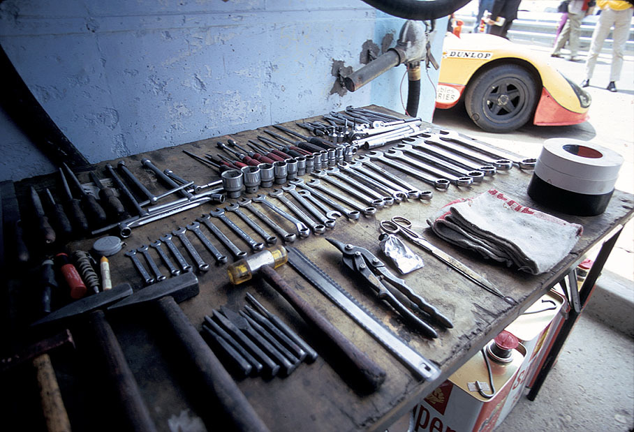 Porsche mechanic's tools in German shipshape