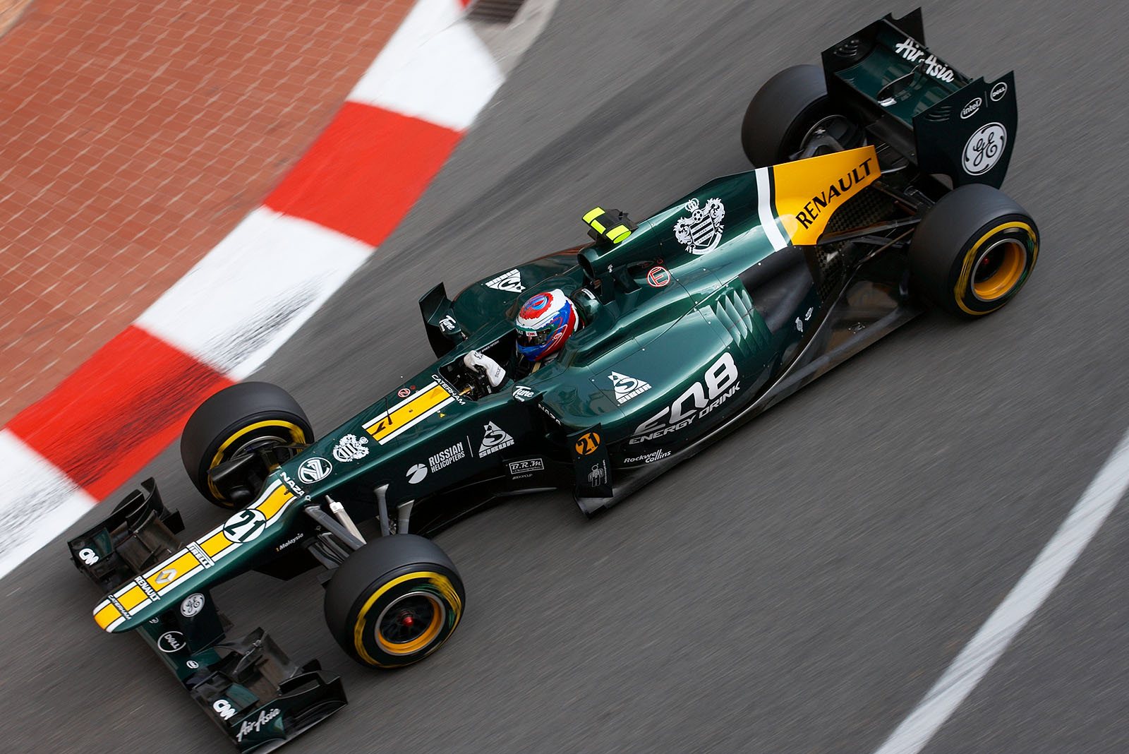 Vitaly Petrov, Caterham