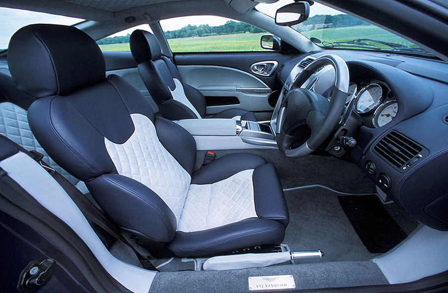 Aston Martin Vanquish, 2001