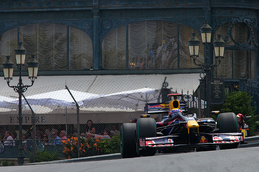Mark Webber, Red Bull Racing, in front of the Hotel de Paris