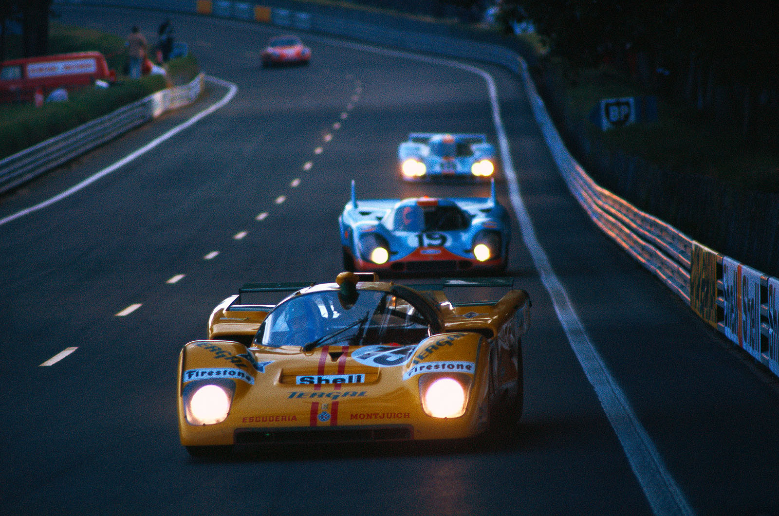 Nino Vaccarella (I) and Jose Juncadella (E) on Ferrari 512 M #1002, yet in front of the second placed Porsche 917K 031 #026 of Richard Attwood (GB) and Herbert Muller (CH) and the later also retiring Porsche 917L 043/044 of Pedro Rodriguez (MEX) and Jackie Oliver (GB)