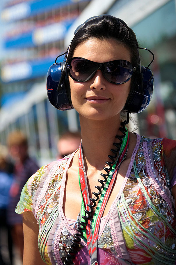 Karen Minier, Ex-TF1 TV presenter and Coulthard's new girl friend