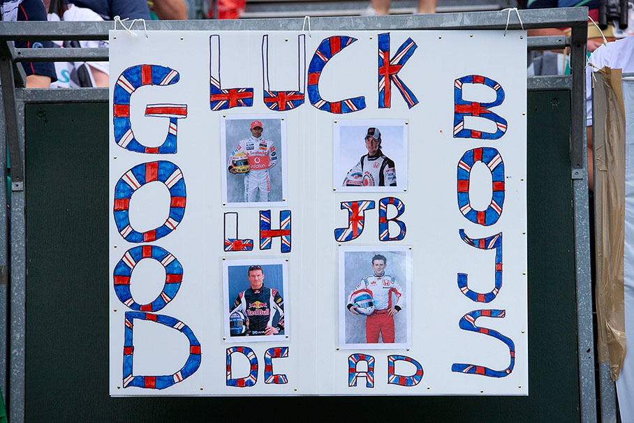 A banner for the 'English' drivers
