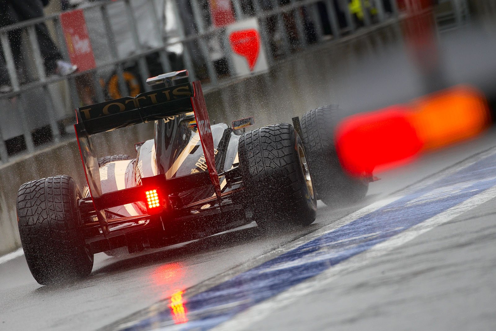 Bruno Senna, Lotus Renault GP, leaves to a slippery ride which ends in a crash on Friday morning