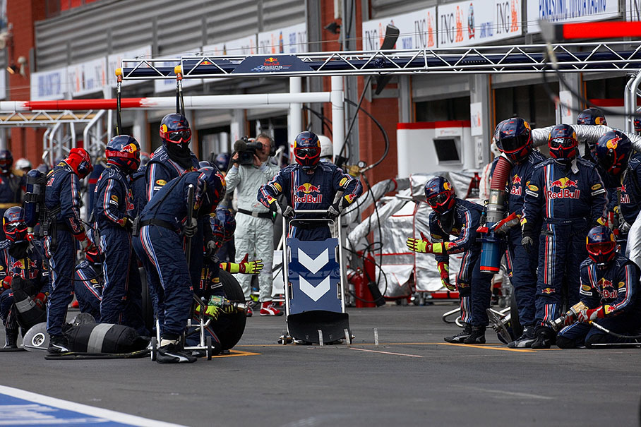 Red Bull pit crew in waiting position