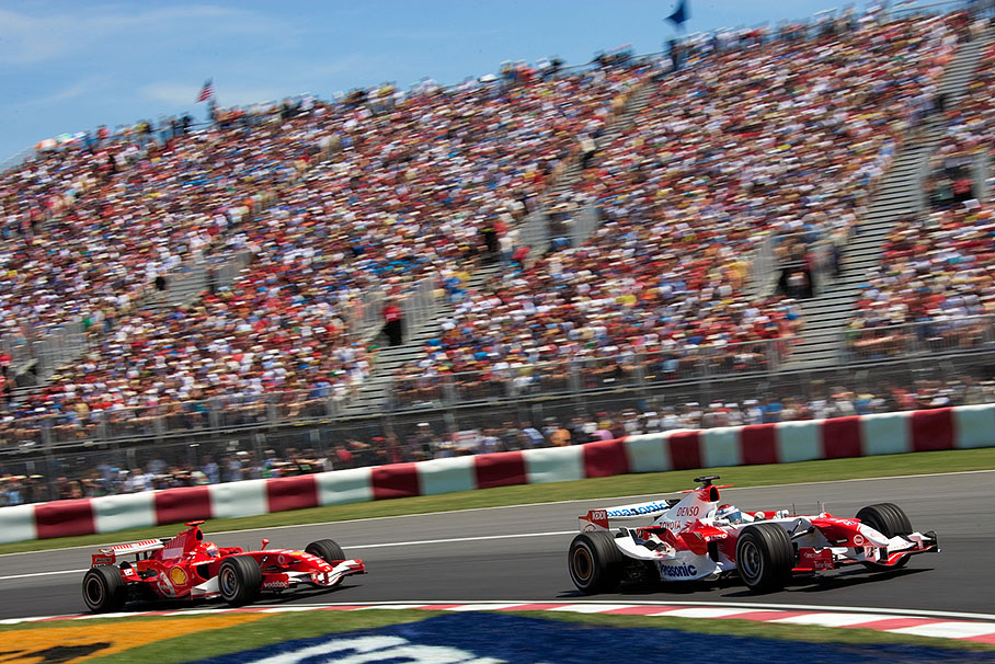 Trulli keeping Schumacher behind him until his first pit stop
