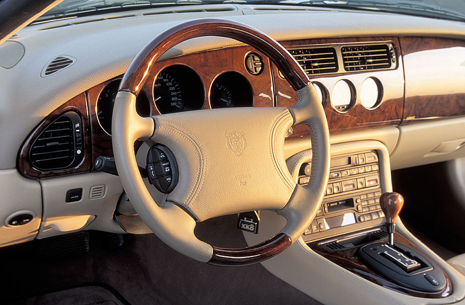 Jaguar XK8 1996