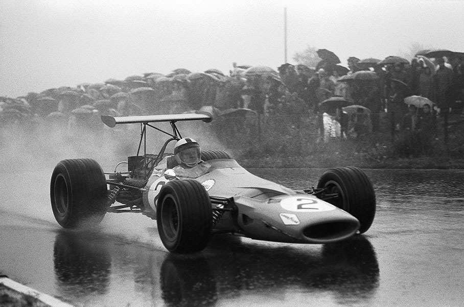 Bruce McLaren, McLaren Ford-Cosworth M7A, German GP Nurburgring 1968